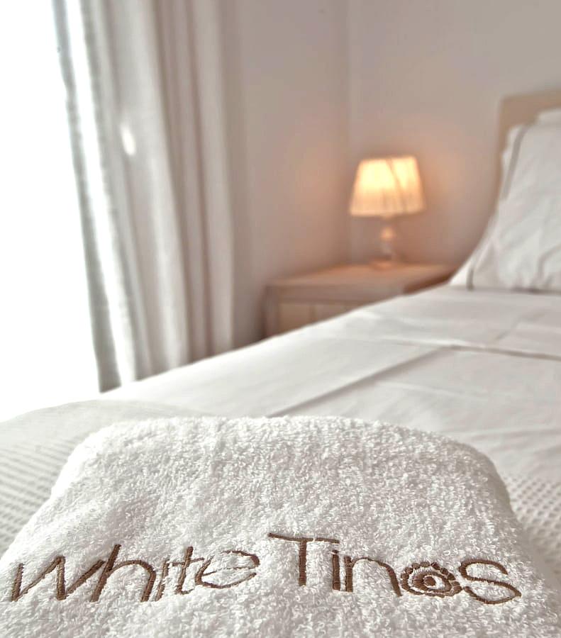 White Tinos Luxury Suites